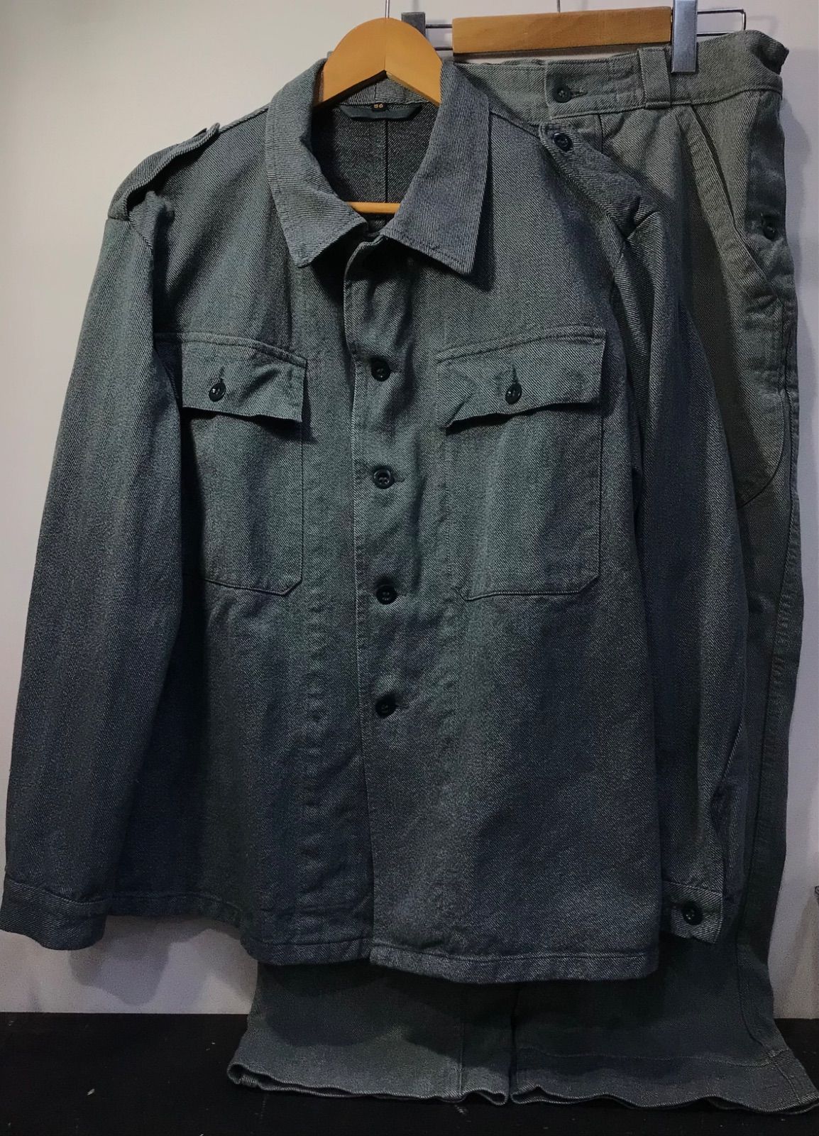 スイス軍　ミリタリー　セットアップ