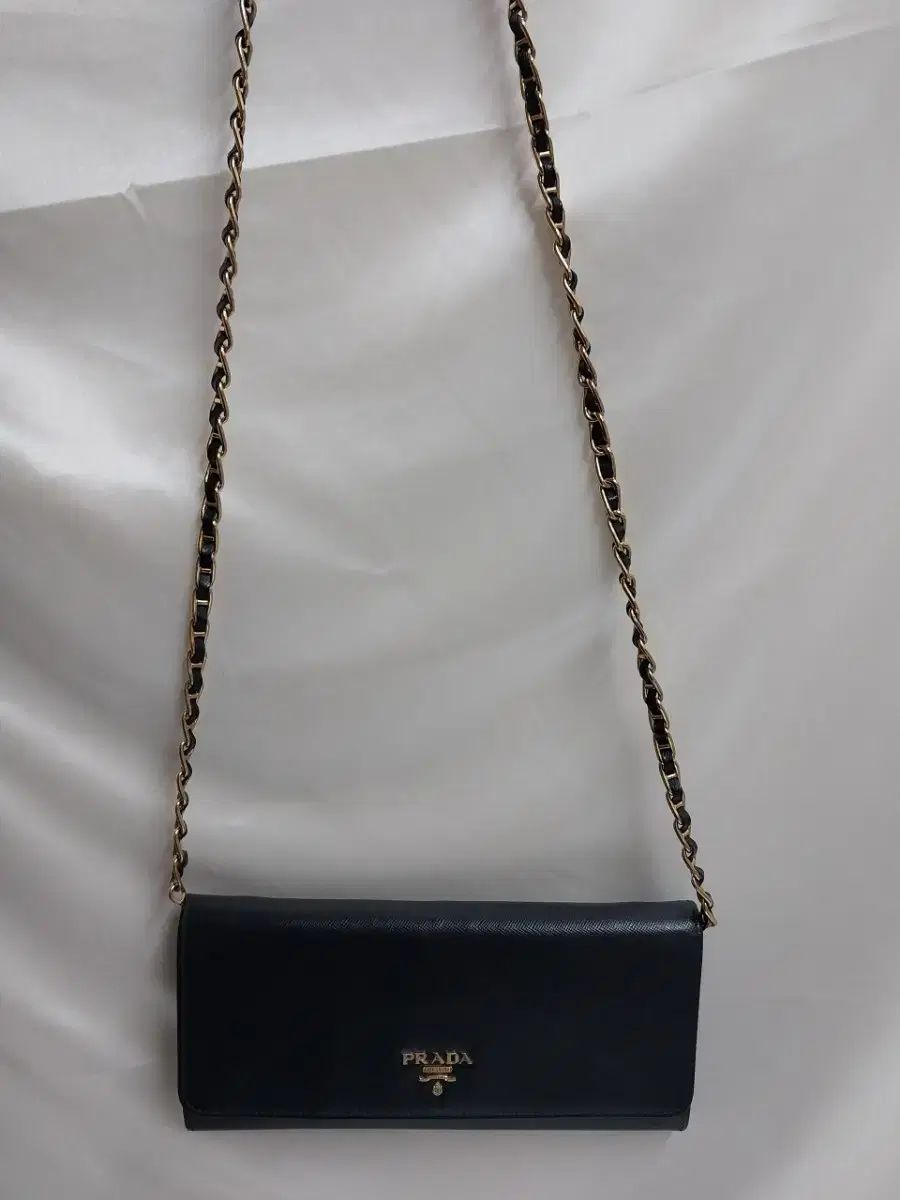 PRADA プラダ チェーン長財布兼クロスバック 27,032円