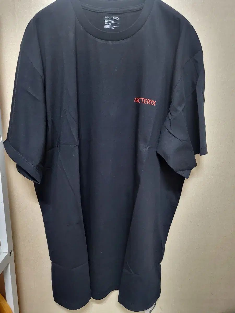 (新品) ARC'TERYX アークテリクス ブラック 半袖 Tシャツ XL