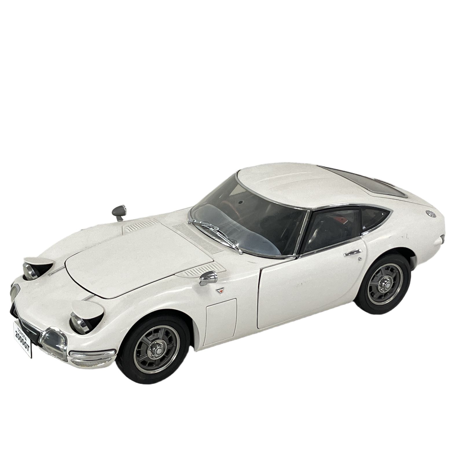デアゴスティーニ トヨタ 2000GT 完成品 本体のみ スポーツカー模型 中古 W11271250