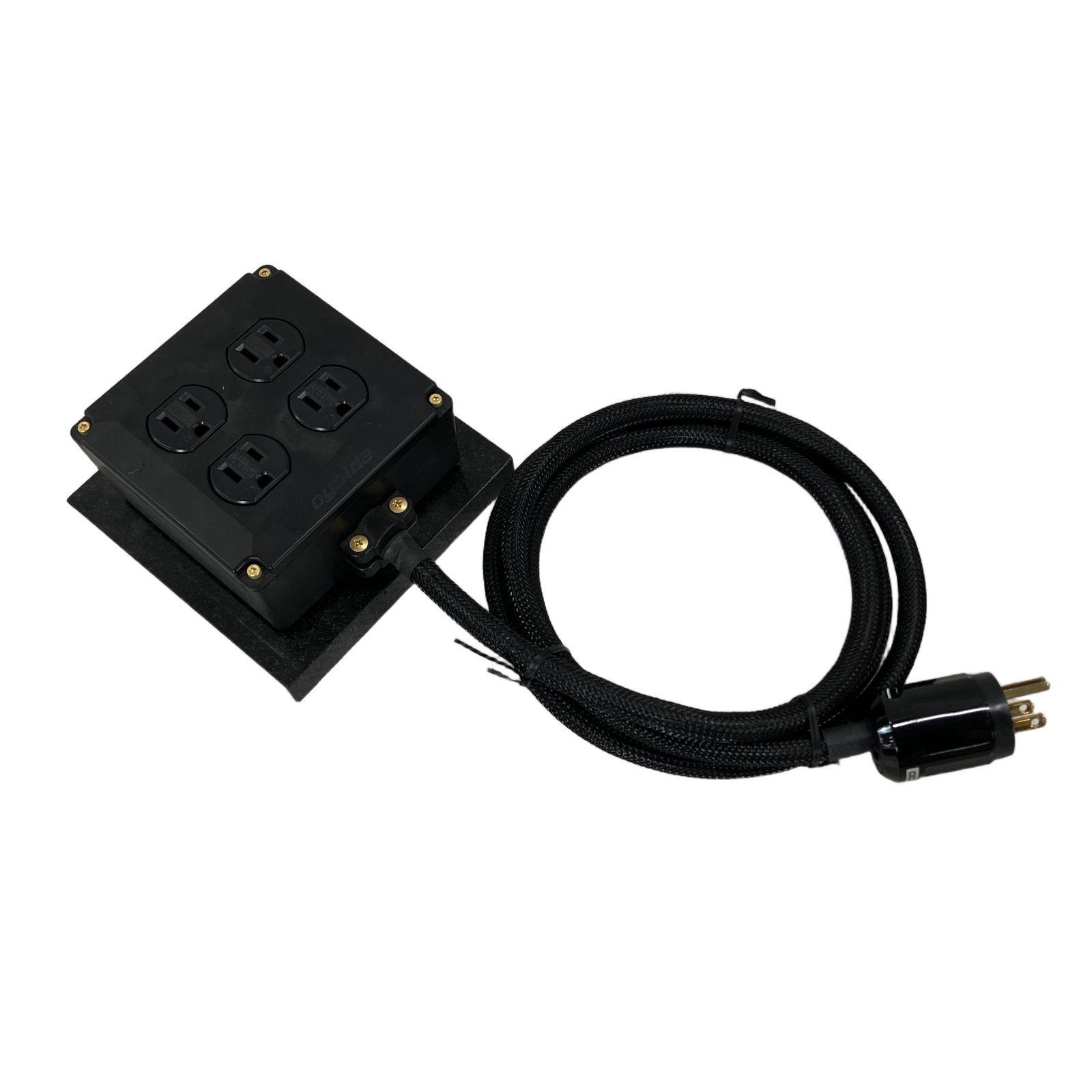 oyaide 型番不明 オヤイデ 電源タップ 4口 中古 W11278812