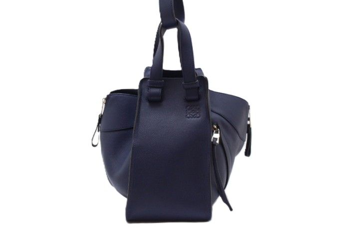 LOEWE ロエベ バッグ ハンモックバッグ スモール ネイビー レザー 387.30.N60 ショルダーバッグ レザー ネイビー ネイビー レディース【中古】460