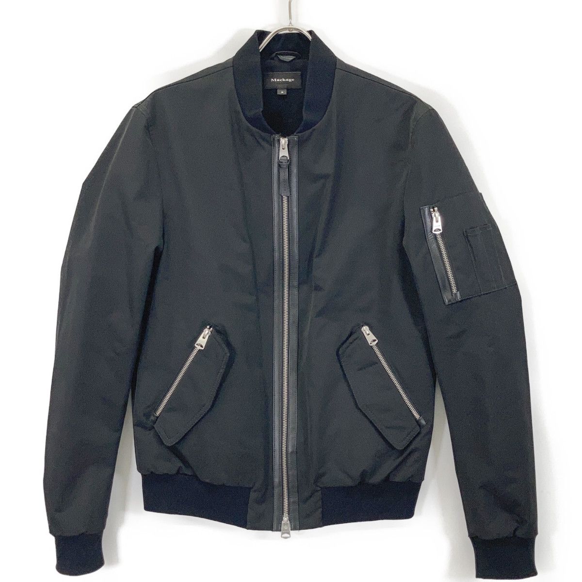 Mackage マッカージュ ブラック ナイロン RAGNAR ボンバージャケット
