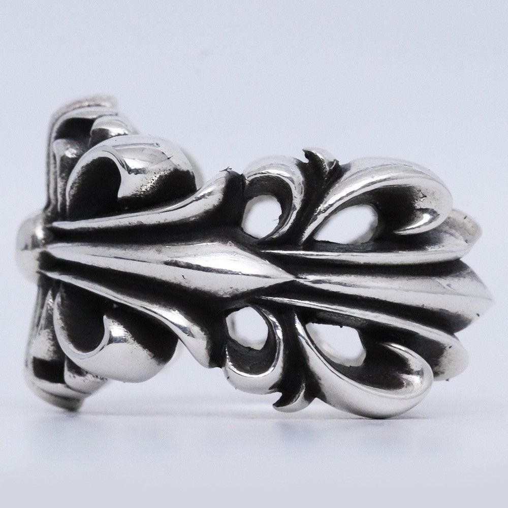 17号 CHROME HEARTS ダブルフローラルクロスリング シルバー - メルカリ