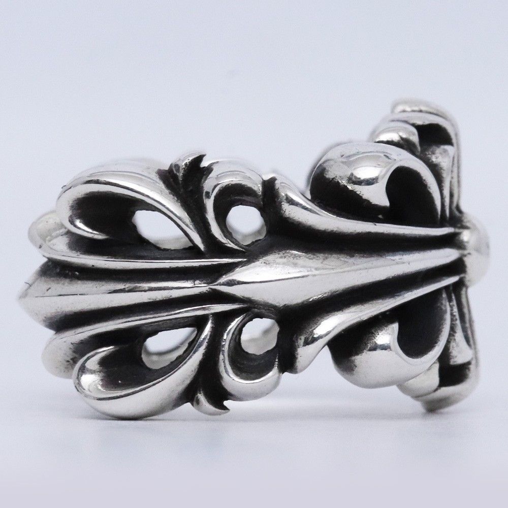 17号 CHROME HEARTS ダブルフローラルクロスリング シルバー - メルカリ