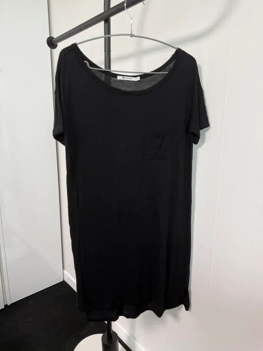 T by Alexander Wang アレキサンダーワング 半袖 Tシャツ ブラック T by Alexander Wang アレキサンダーワング ayadz Q・チャンミン