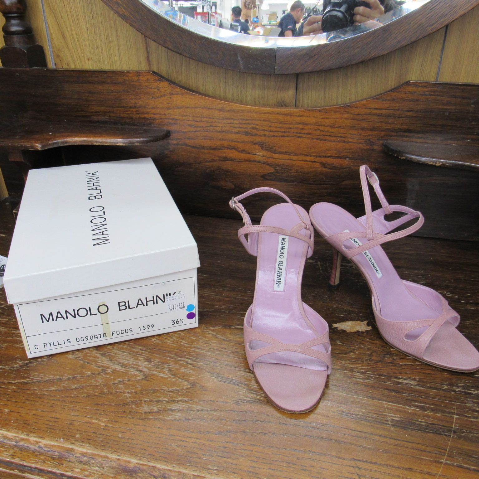 MANOLO BLAHNIK マノロ・ブラニク サンダル 36 1/2 サイン入り