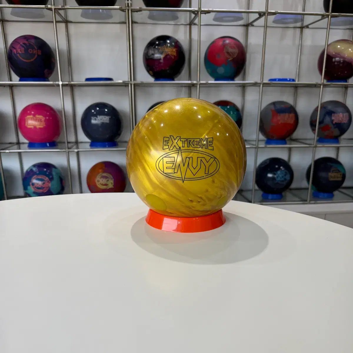 エクストリームエンヴィGOLDパール (中古ボーリングボール) (おまけ付き※メルカリshop取引では対象外) リース加工可能