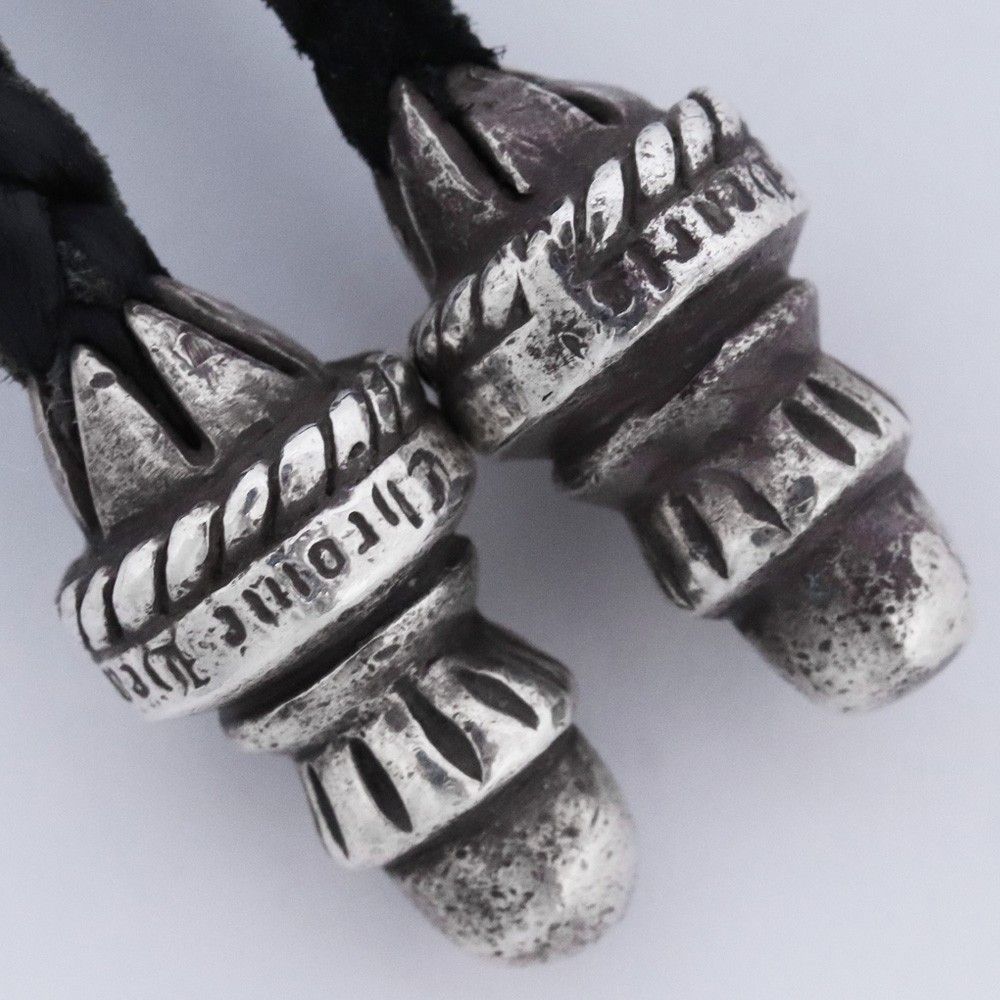 CHROME HEARTS クリンプトCHクロスペンダント スモール レザーブレイド