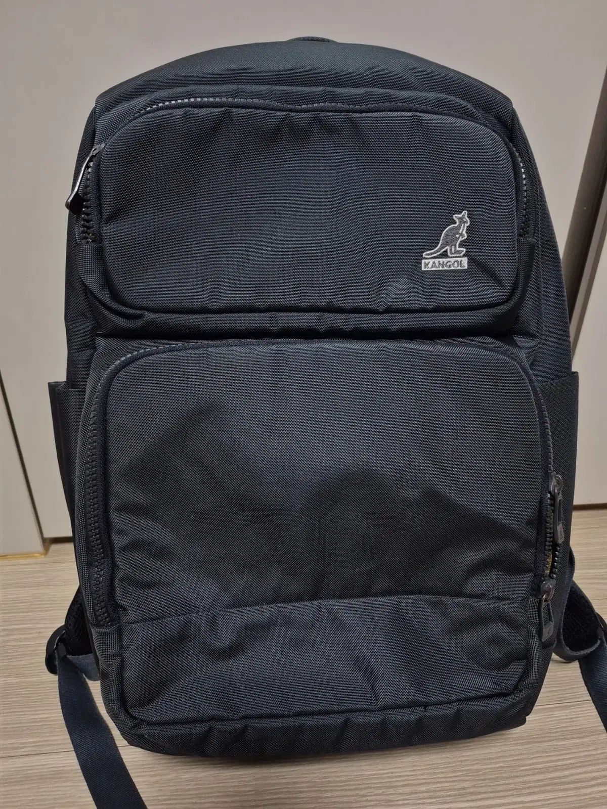 カンゴール 正規品 バックパック バッグ 出品