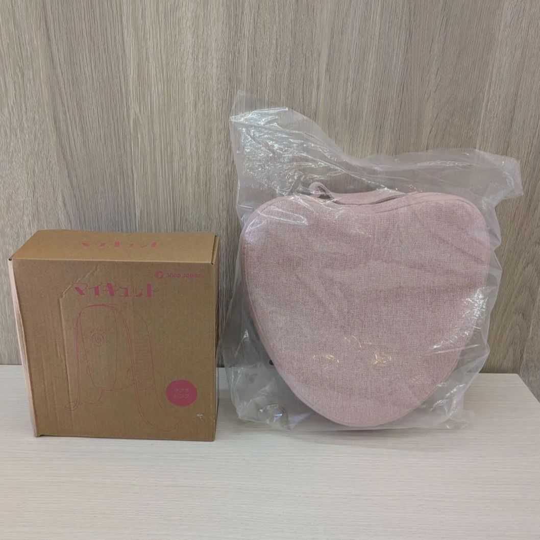 ☆未使用品　マイキュット　本体　クッション☆