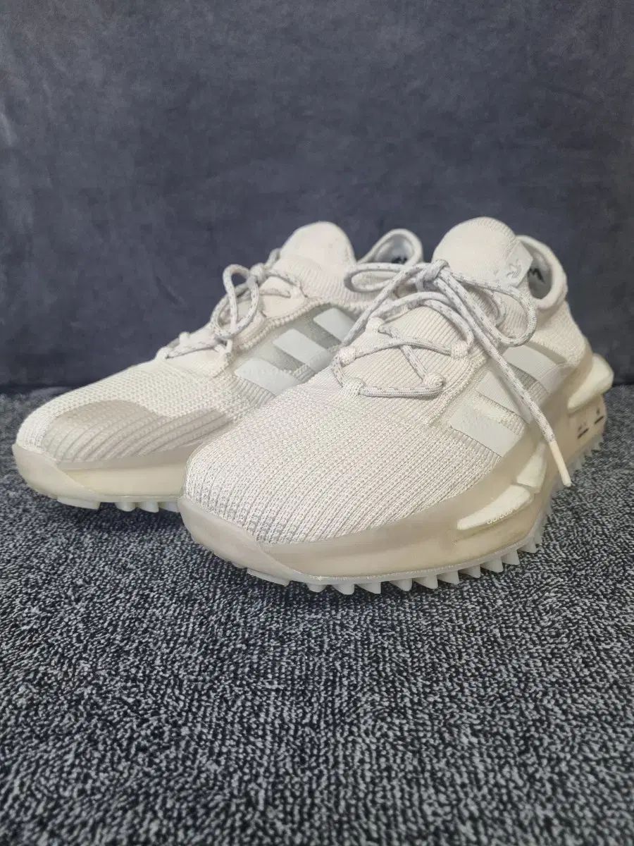 アディダス NMD S1 ブリス (Adidas NMD S1 Bliss) スニーカー