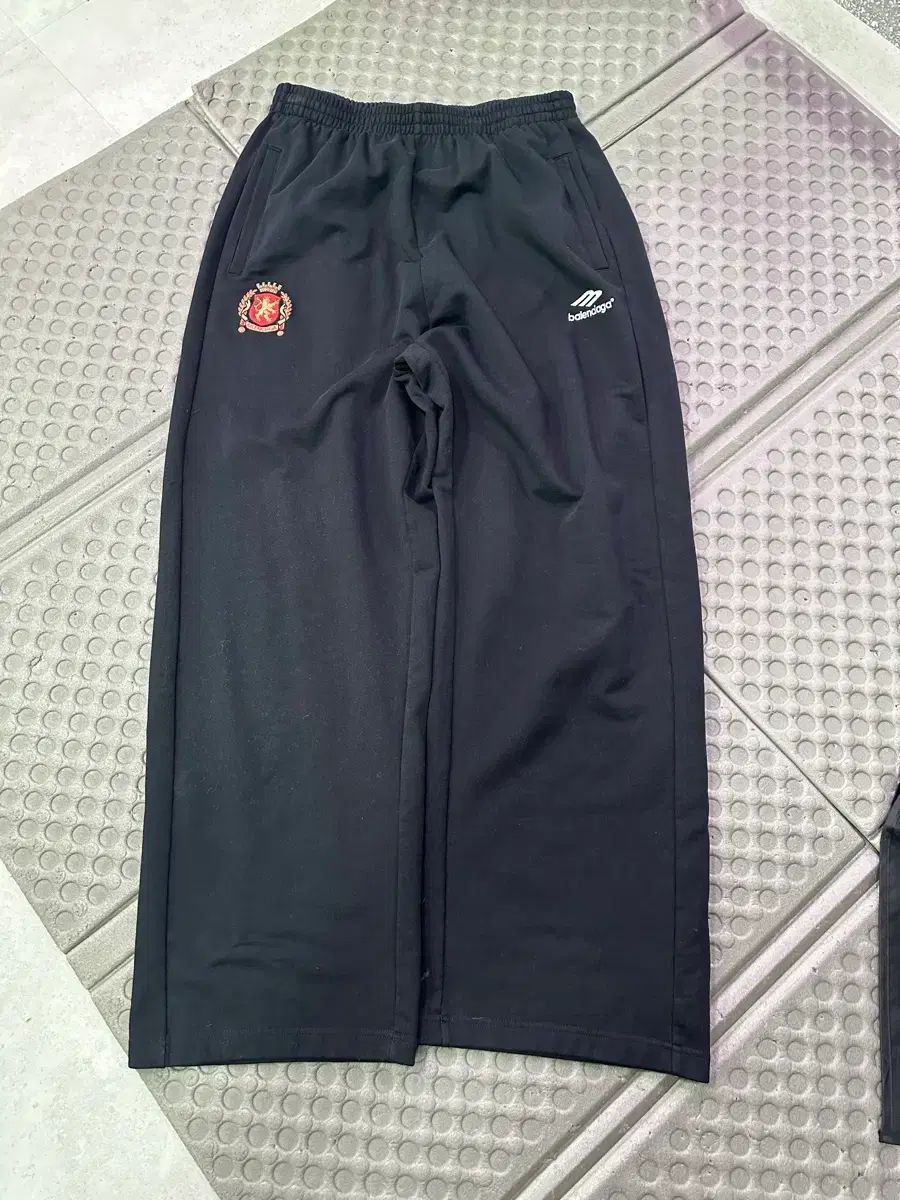 バレンシアガ (デムナ) サッカー バギー スウェット パンツ (m