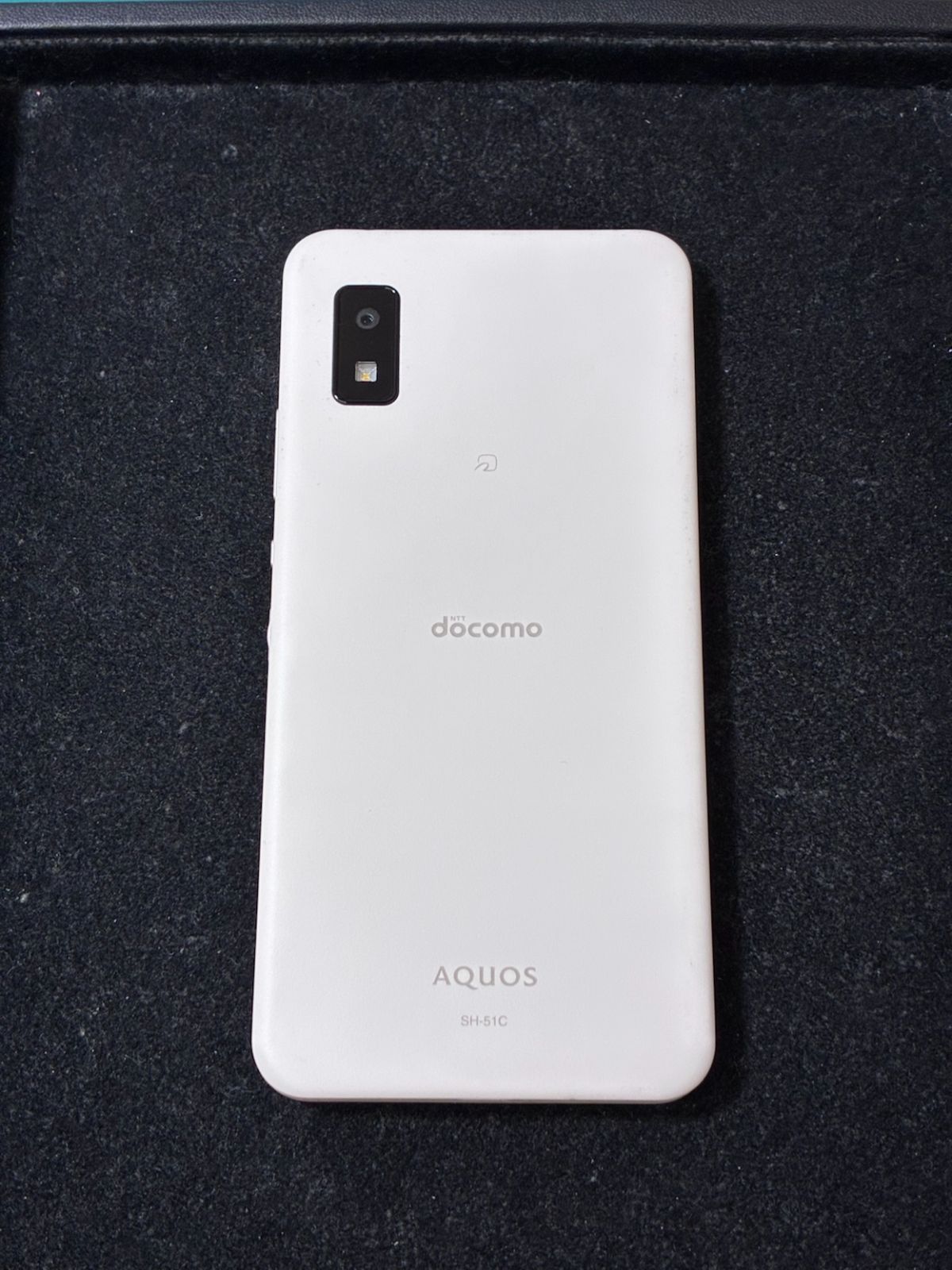 AQUOS Wish2 SH-51C ホワイト フィルム付 - メルカリ
