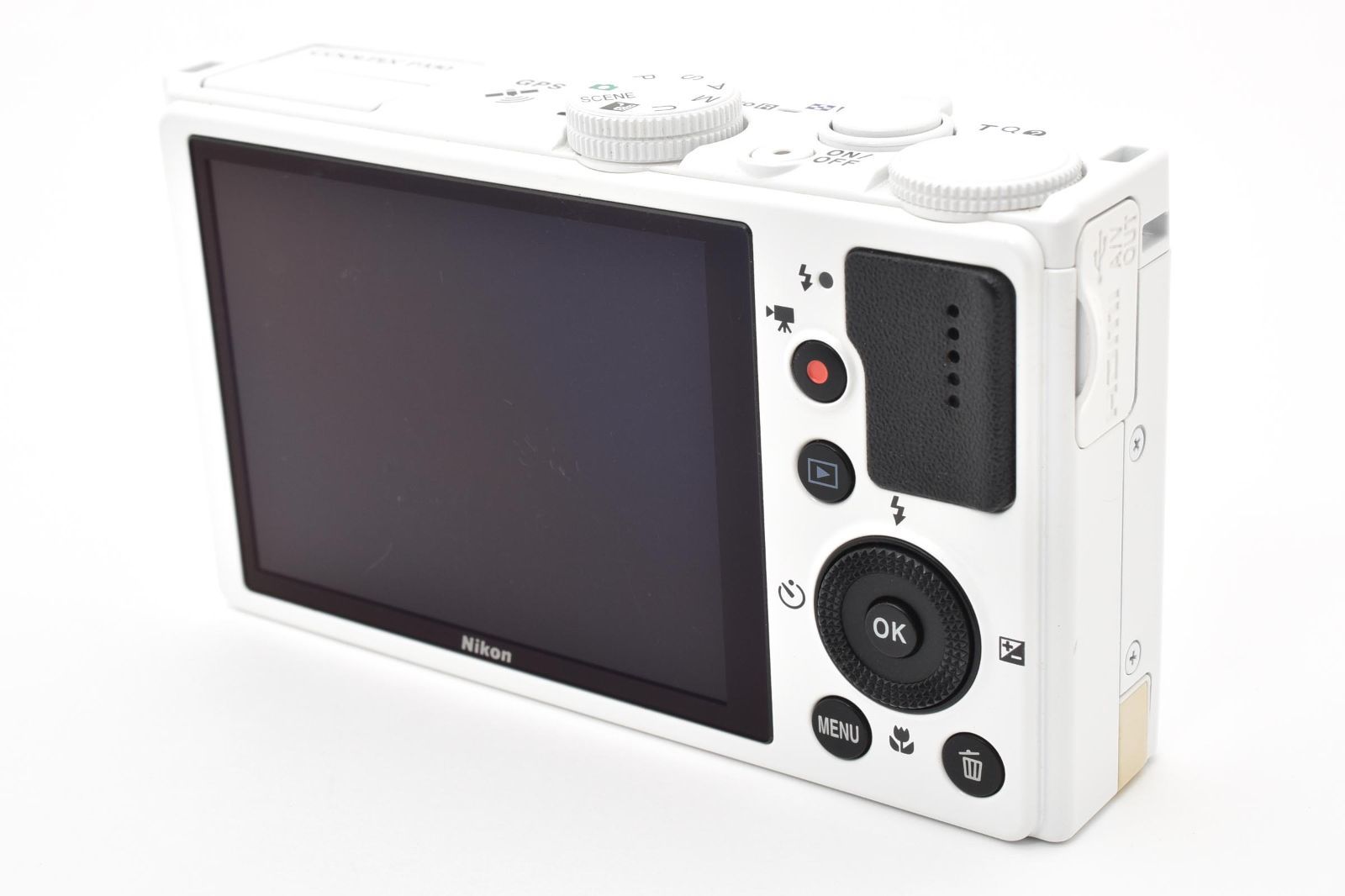 極美品｜Nikon COOLPIX P330 デジタルカメラ 開放F値1.8 NIKKORレンズ