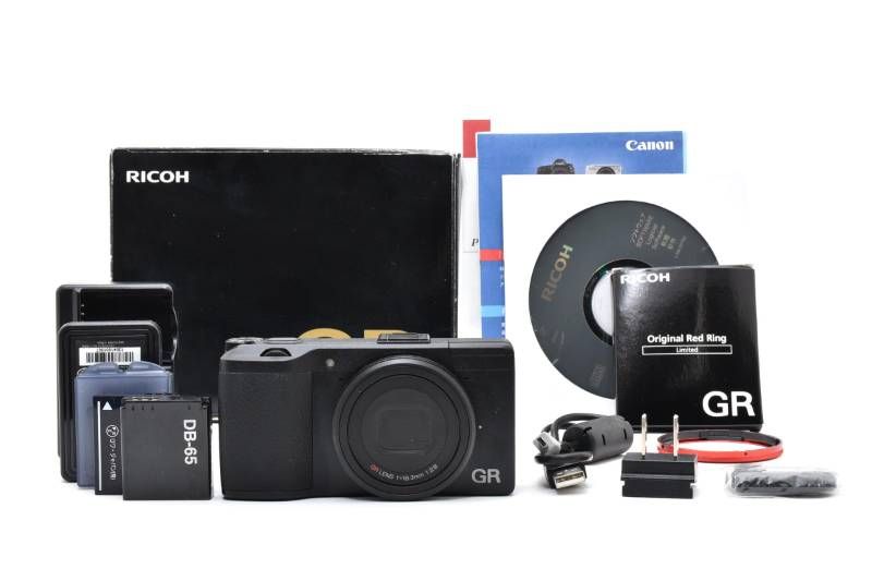 【箱付き】 RICOH リコー GR 初代 コンパクト デジタルカメラ ☆良品☆リコー RICOH GR 初代 コンパクトデジタルカメラ 箱付 レッド