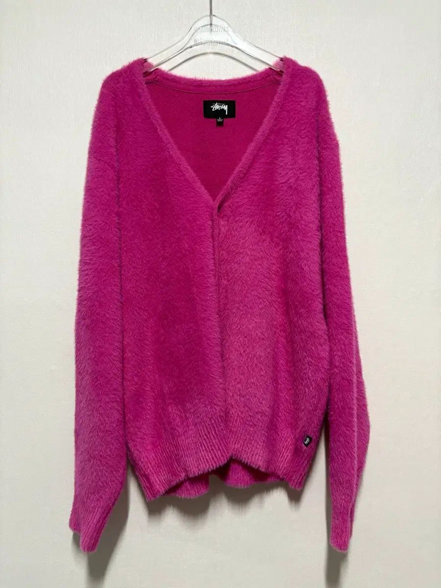 L STUSSY SHAGGY CARDIGAN FUCSIA