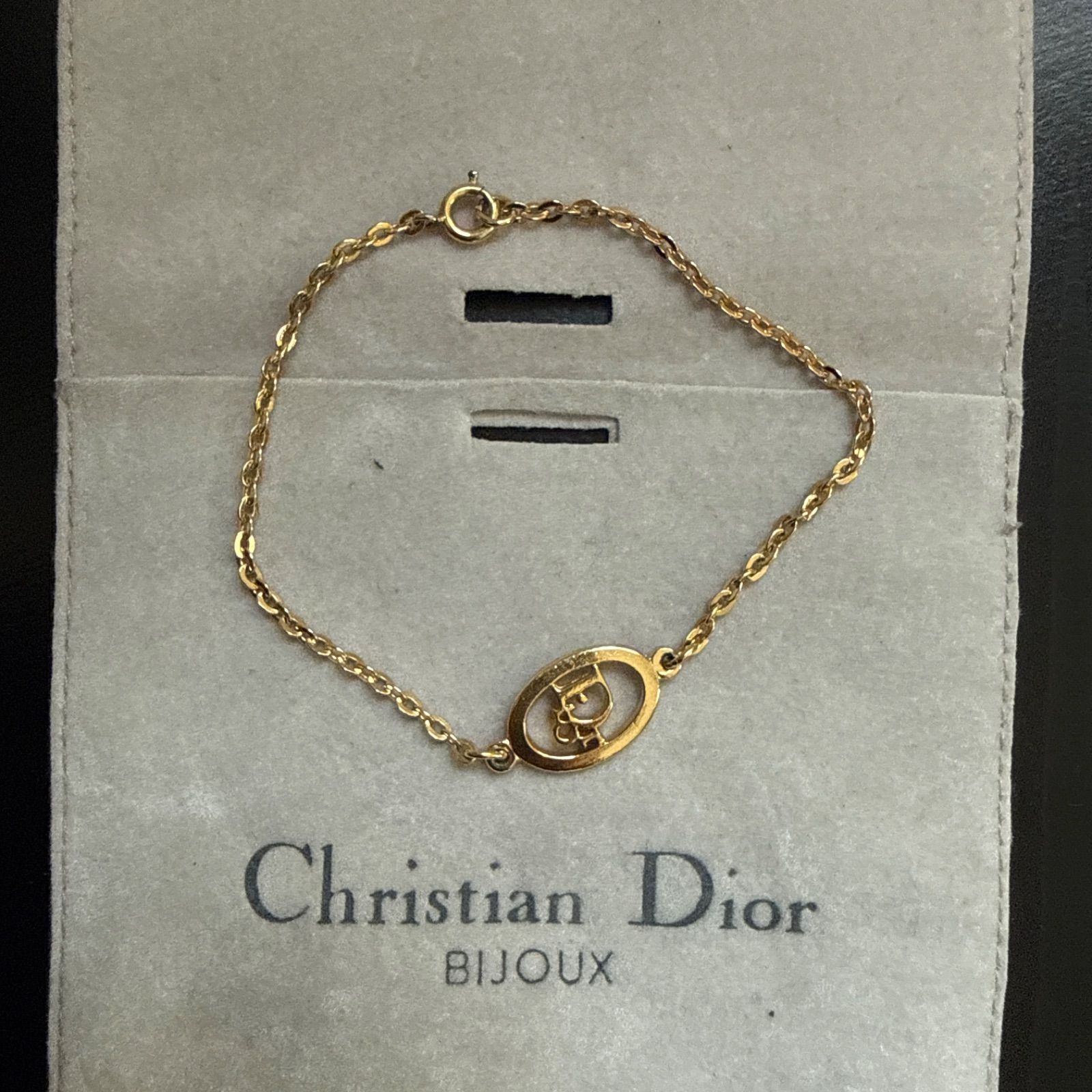 Christian Dior クリスチャンディオール Diorロゴオーバルチャーム