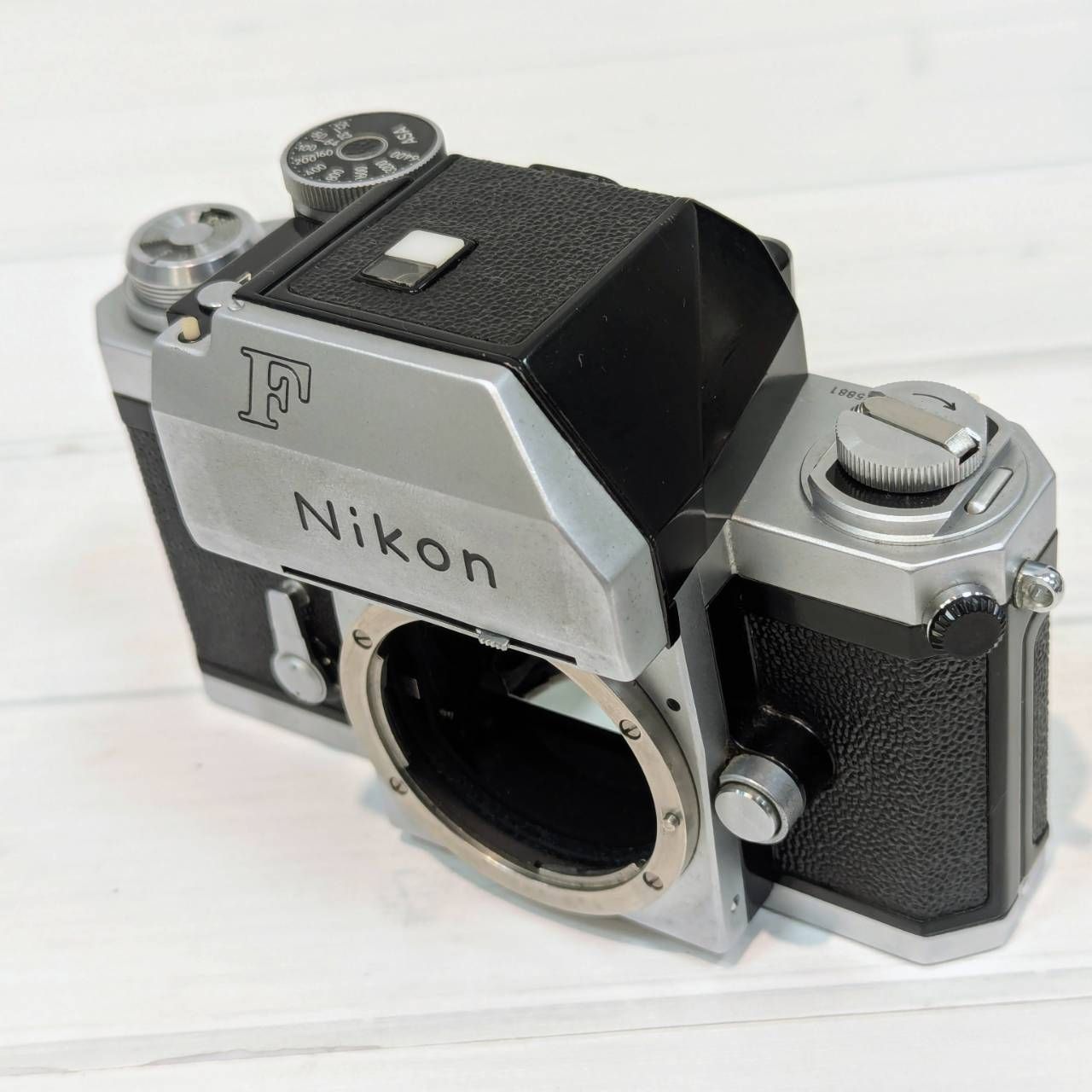 【塩】Nikon ニコン 3点セット ①F フォトミック + ②50mm F1.4 + ③200mm F4 フィルムカメラ 一眼レフカメラ【23927MO】E24 【塩】Nikon ニコン 3点セット ①F フォトミック + ②50mm F1.4 + ③200mm F4 フィルムカメラ 一眼レフカメラ【23927MO】E24