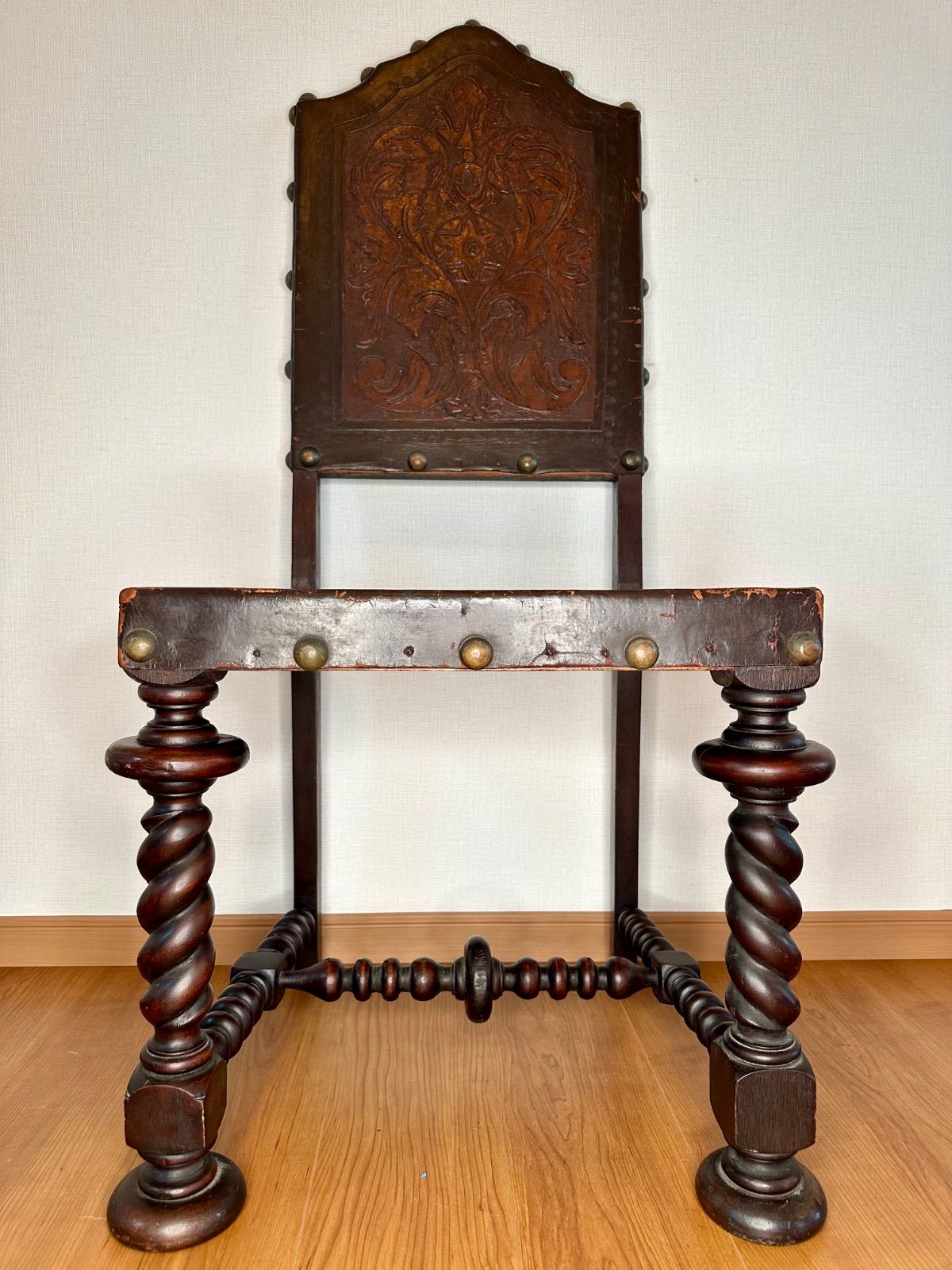 ポルトガル アンティークチェア 1880年代 レザー ウォールナット-売上価格