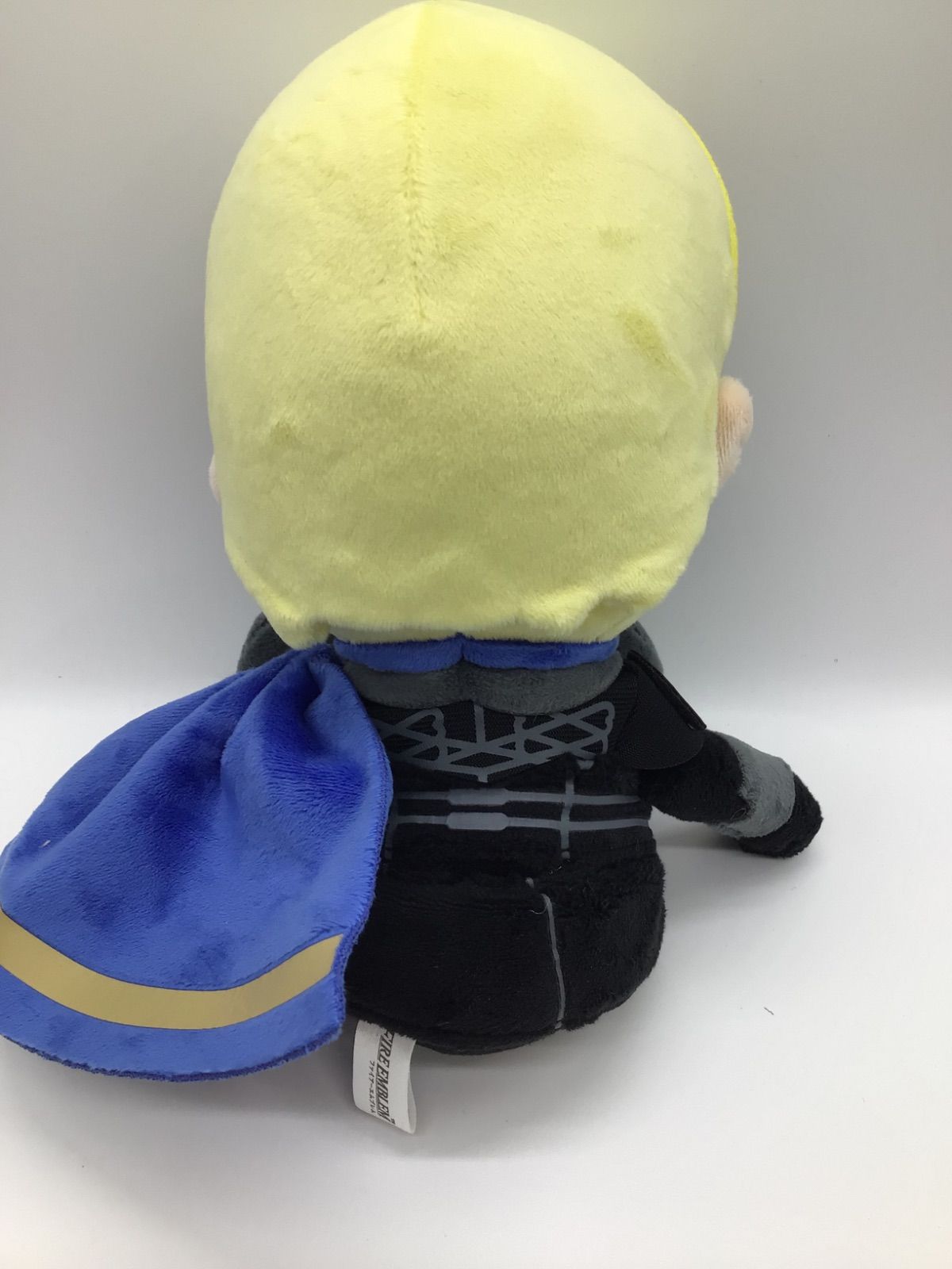 ◇ディミトリ ぬいぐるみ(S) 「ファイアーエムブレム 風花雪月 - メルカリ