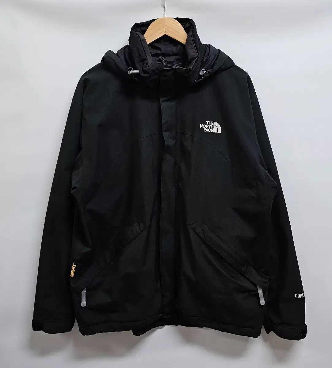 THE NORTH FACE ゴアテックス ブラック ウィンドブレーカー ジャケット 100