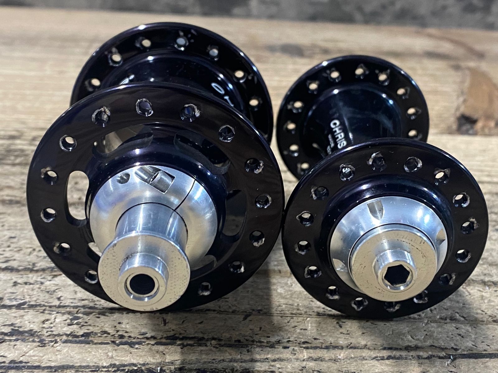 KD396 クリスキング CHRIS KING R45 前後ハブセット 黒 シマノ10S 32H
