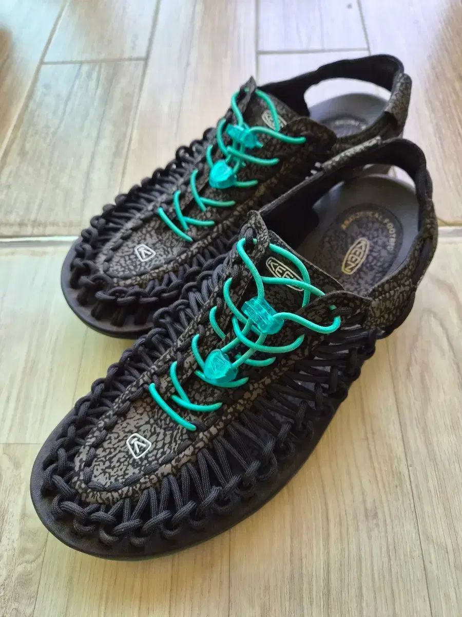 キーン(KEEN) x アトモス(atmos) ユニーク ジェイド(JADE) リーミックス (280)