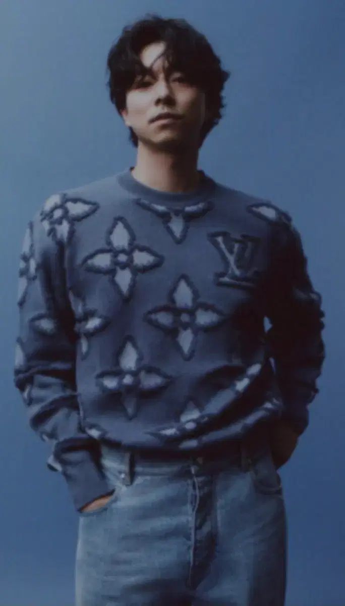 コン・ユ Louis Vuitton スウェット Lサイズ