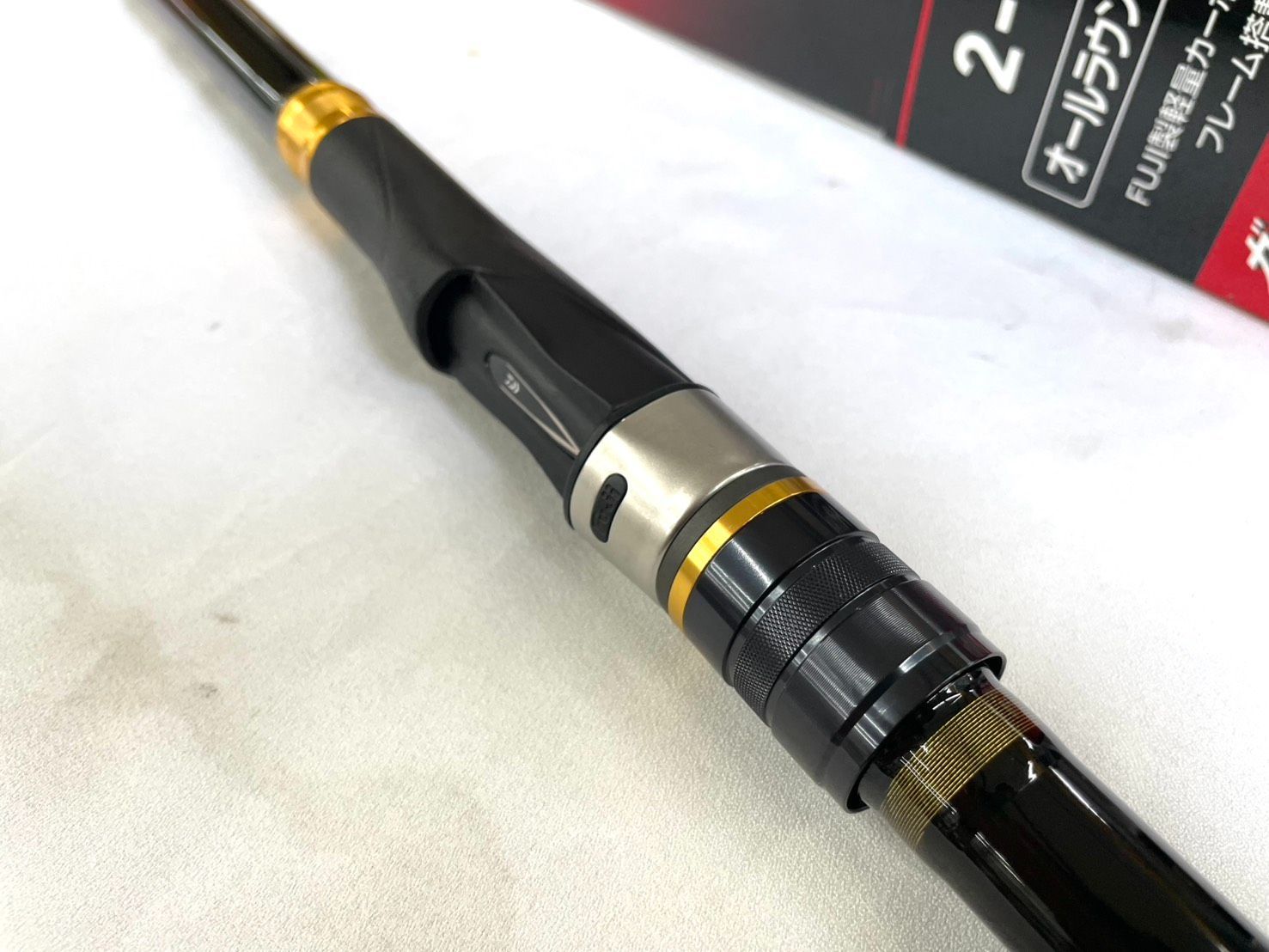 送料無料 極美品 ダイワ 波濤 ２－５０ 磯竿 チヌ竿 グレ竿 ＤＡＩＷＡ ＨＡＴＯＵ メガディス 大島 インプレッサ （０７）