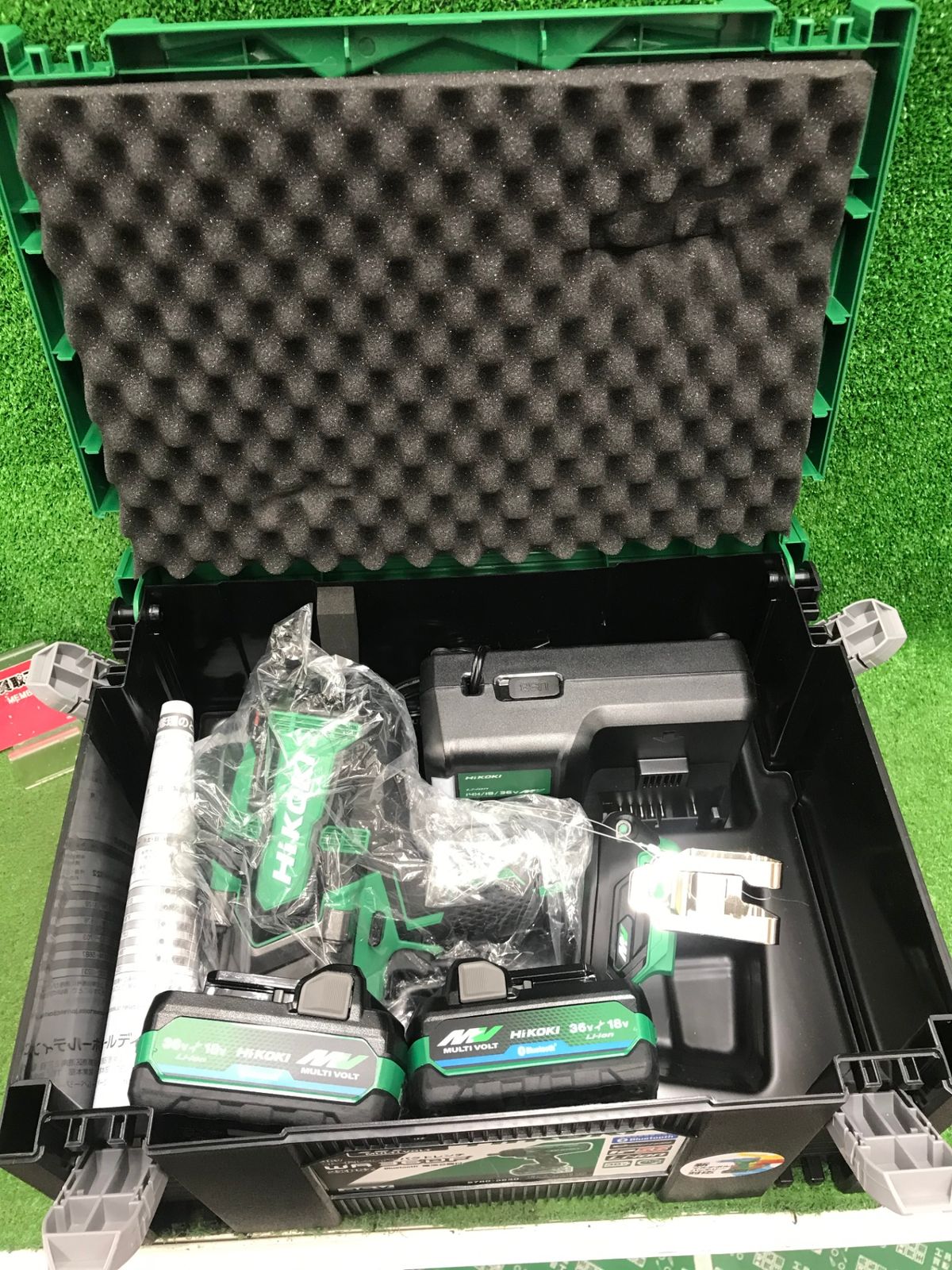 【未使用品】【0918】★HiKOKI(ハイコーキ) 36vコードレスインパクトレンチ (バッテリx2/充電器/ケース/六角ソケット別売) WR36DF(2XPSZ)　ITE690P5ITSA