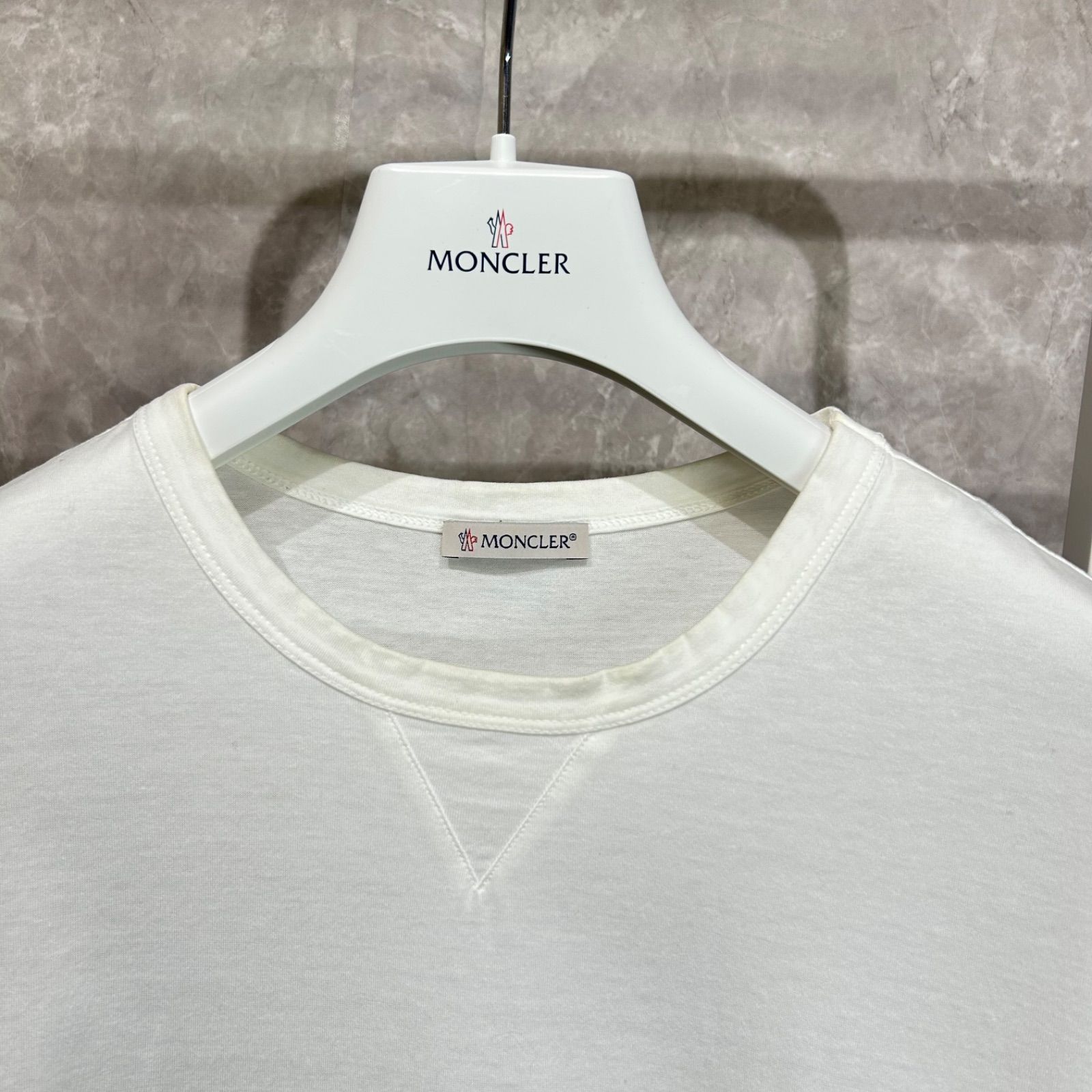 モンクレールMAGLIA Tシャツ 半袖 ダブルワッペン M ホワイト MONCLER モンクレール ダブルロゴワッペン 半袖Tシャツ ホワイト 白M