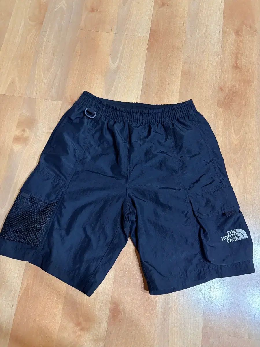 キッズ THE NORTH FACE ザノースフェイス 黒 ハーフパンツ 出品