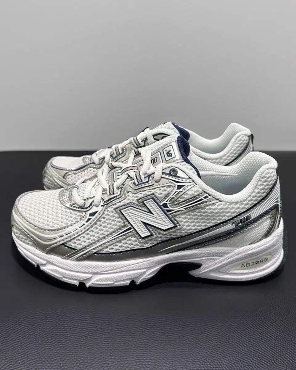 New Balance ニューバランス メンズ スニーカー 740 ネイビー 白 厚底スニーカー
