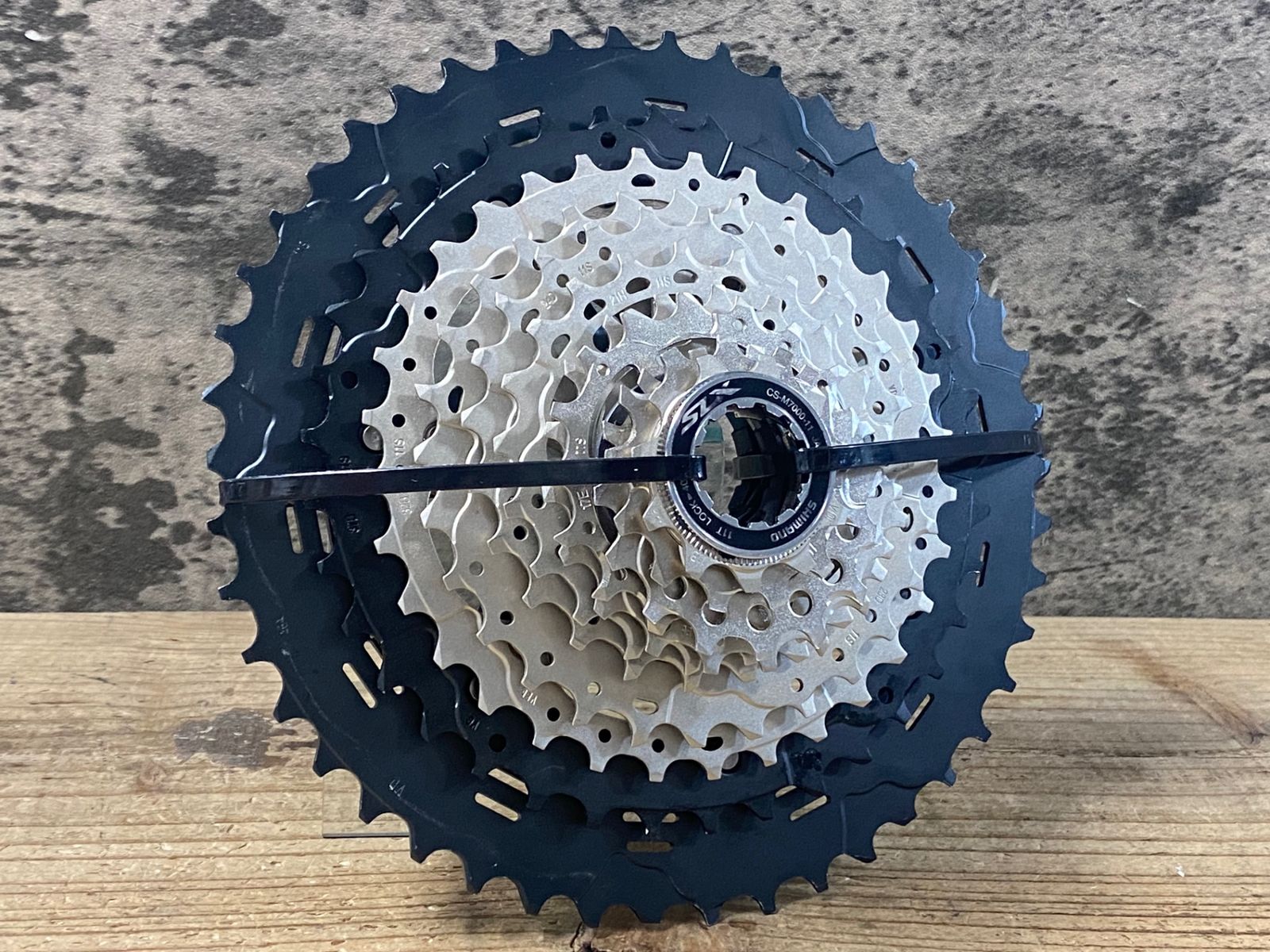 JY065 シマノ SHIMANO SLX CS-M7000 11S 11-46T カセットスプロケット