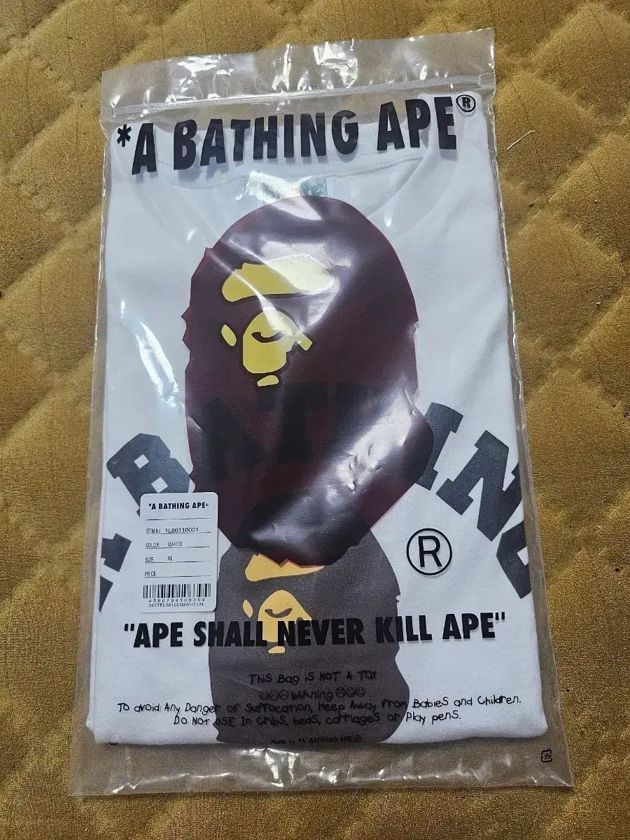 A BATHING APE ベイプ XL 白 Tシャツ 新品