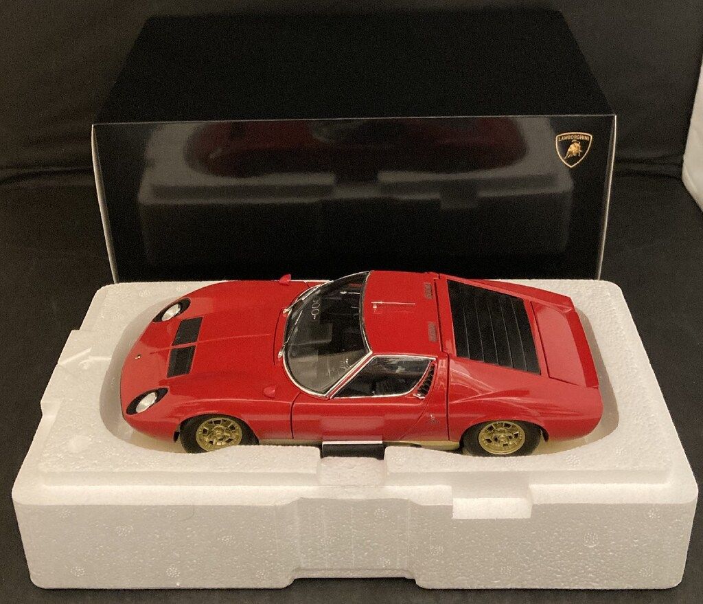 京商 1/18 LAMBORGHINI MIURA S Red/Gold 08316R