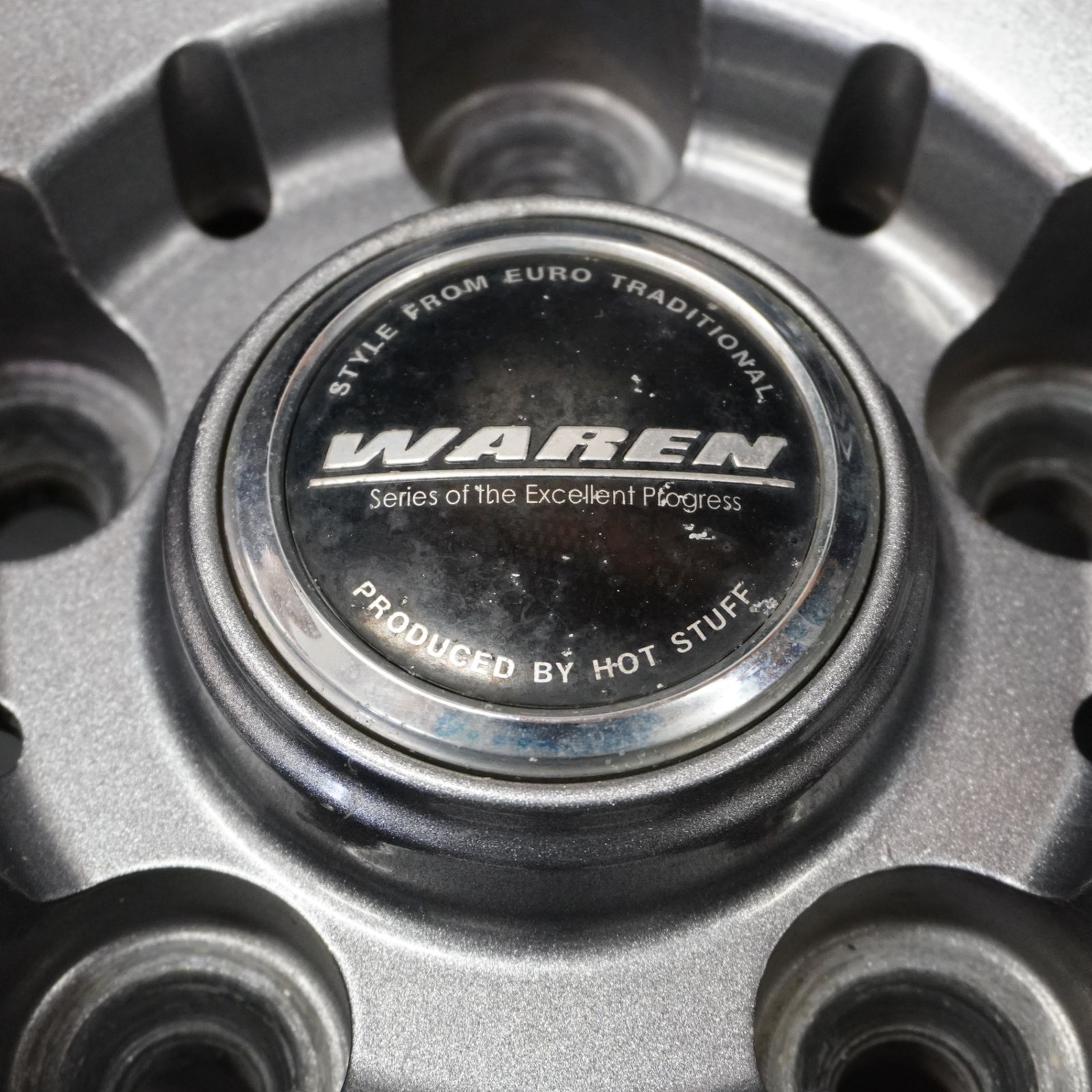 中古ホイール 17インチ ホットスタッフ WAREN WR10 7J +48 114.3 5H 4 
