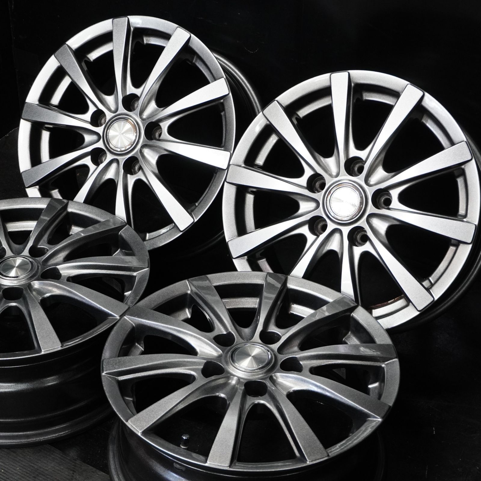 中古ホイール 15インチ YFC GRASS RX 4本セット 6J +43 114.3 5H ノア