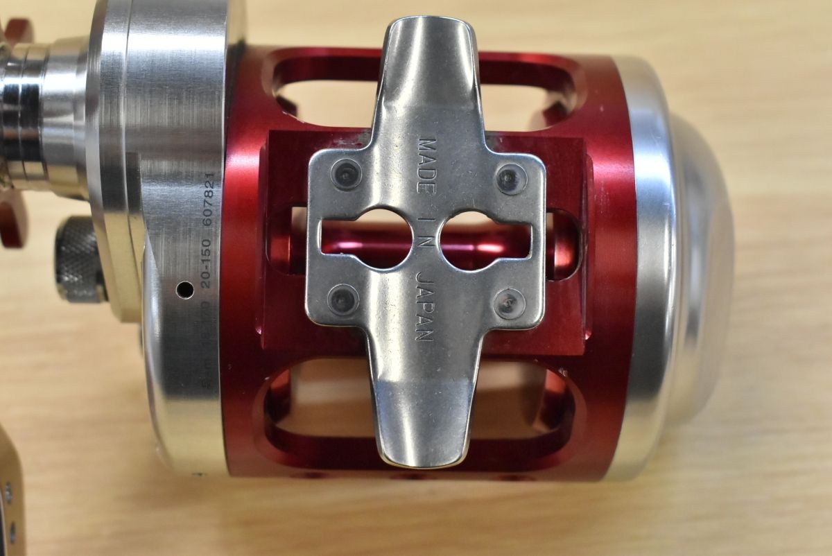 ダイワ 04 トーナメント 石鯛 Z40 カウンターリール 右 DAIWA