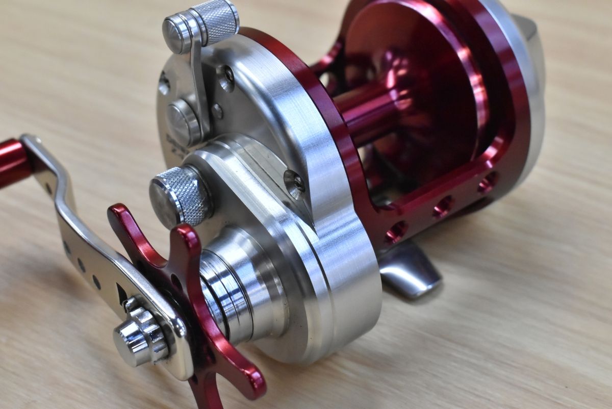 ダイワ 04 トーナメント 石鯛 Z40 カウンターリール 右 DAIWA