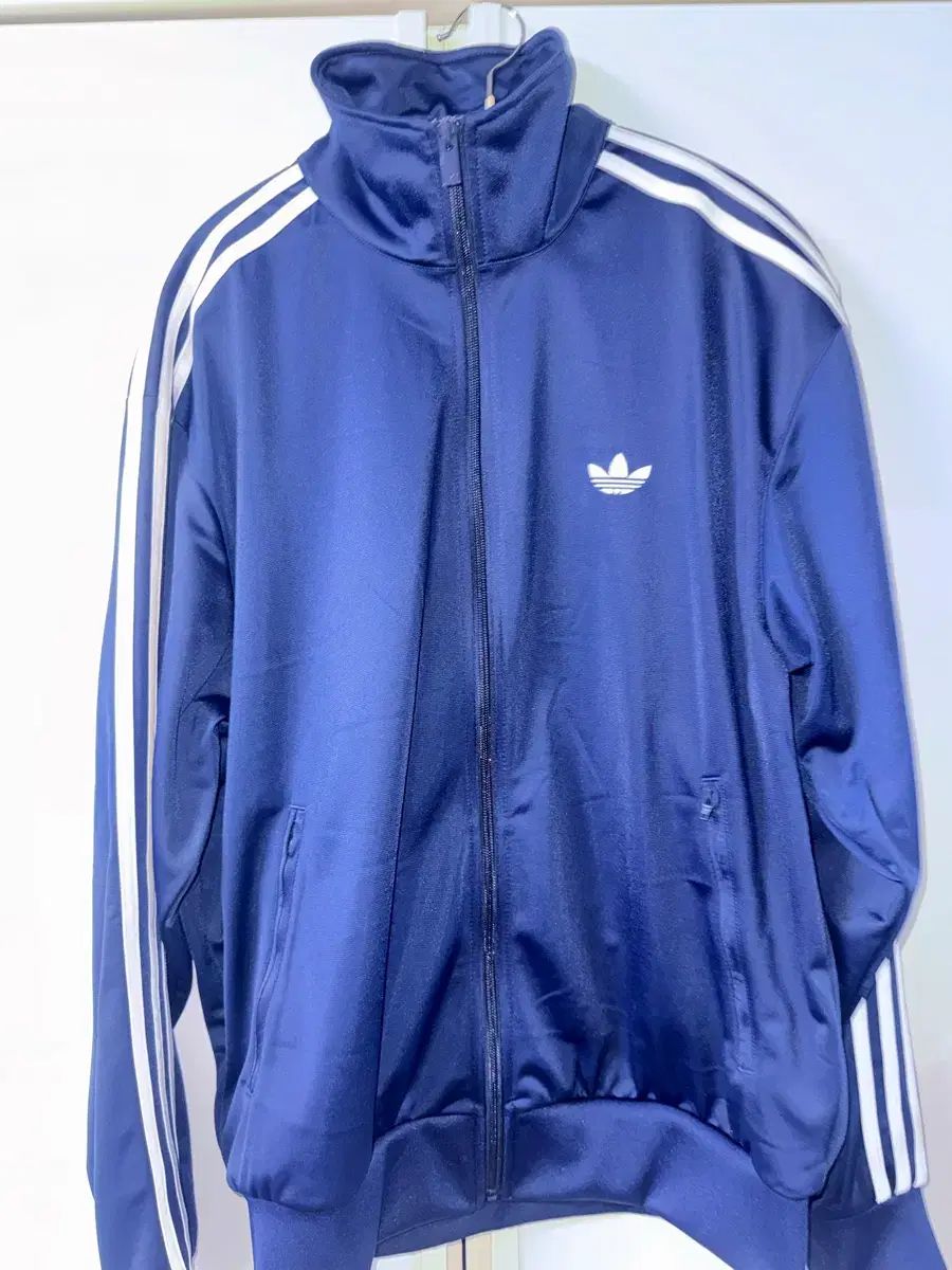 アディダス ファイヤーバード トラックジャージ NIGHT INDIGO L 新品