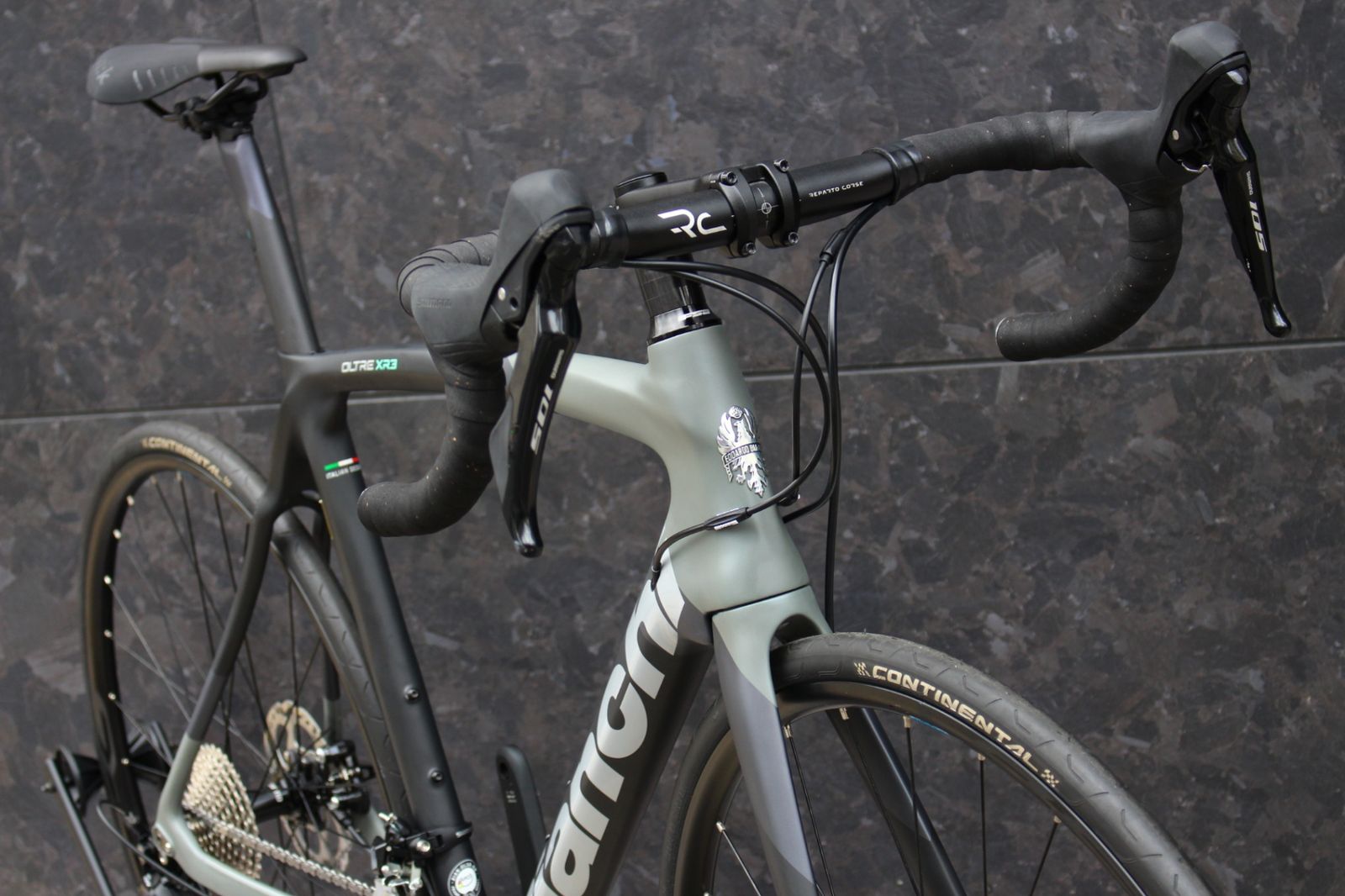 ビアンキ BIANCHI オルトレ OLTRE XR3 DISC 2023 57サイズ シマノ 105