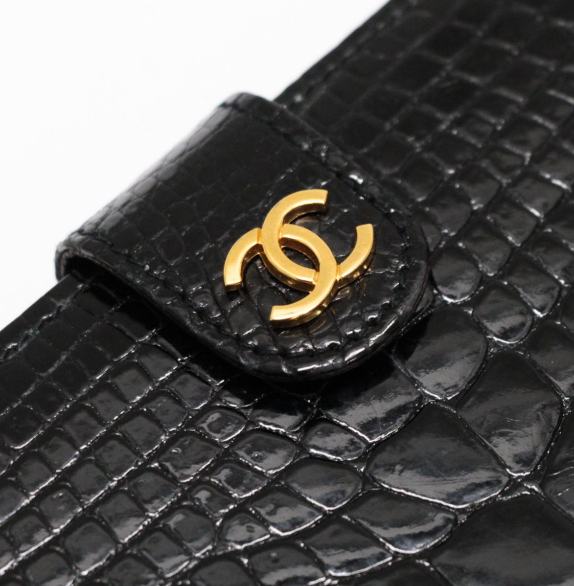 シャネル CHANEL リアルクロコ ココマーク がま口 二つ折り財布