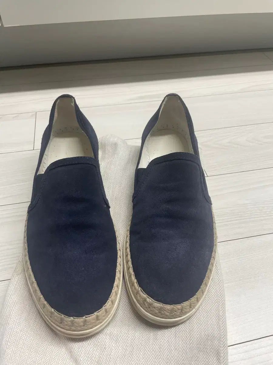TOD'S ネイビー スウェード aespa（エスパ）ドリーユ 36