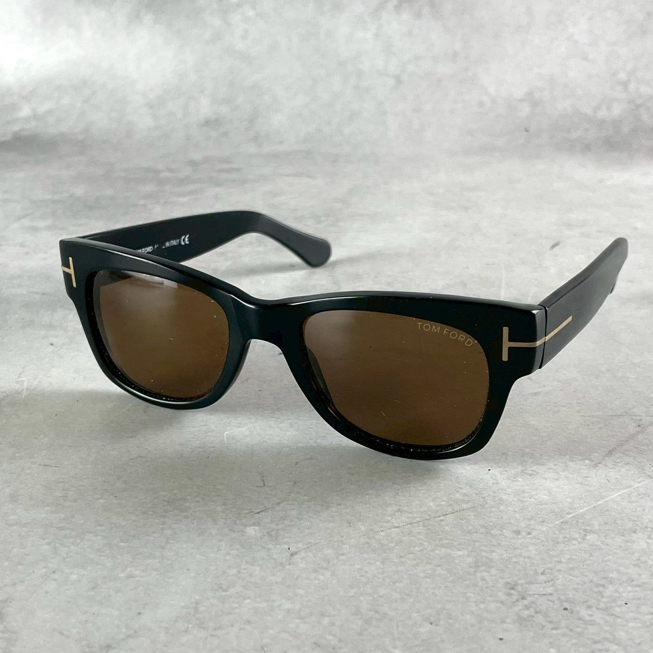美品✨TOM FORD トムフォード サングラス ウェリントン TF58 B5 52□20 140 男女兼用 ユニセックス ブラック 15,840円