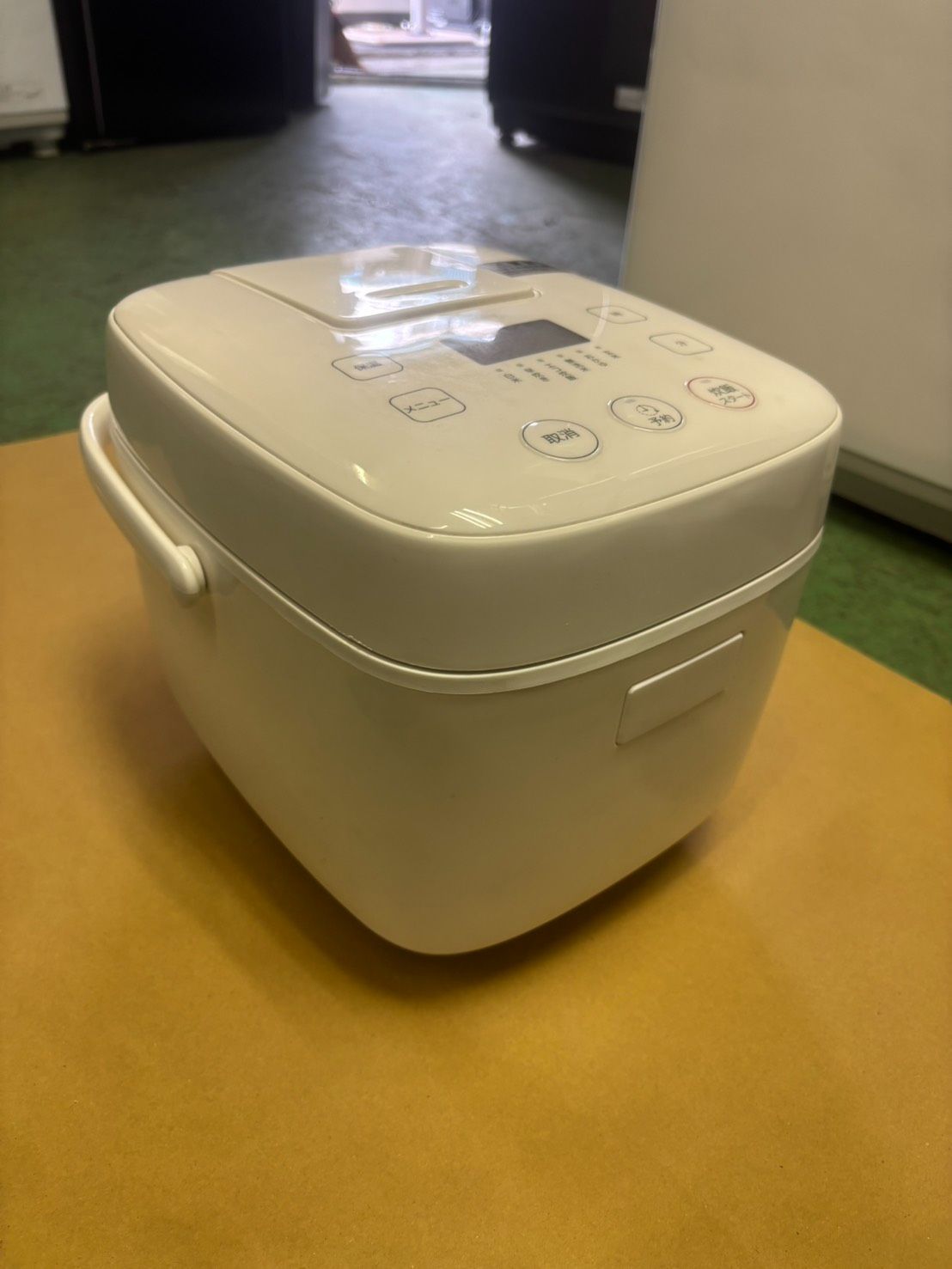 在庫処分！！！ニトリ マイコン炊飯ジャー BN201WH 2022年製 3合炊き 