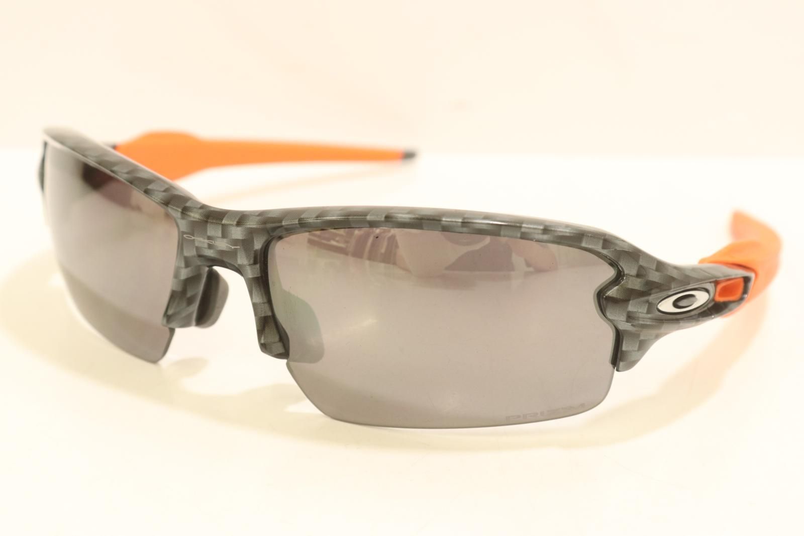 【中古】 OAKLEY メンズサングラス -- FLAK2.0 OAKLEY -- 黒 ブラック オレンジ 橙