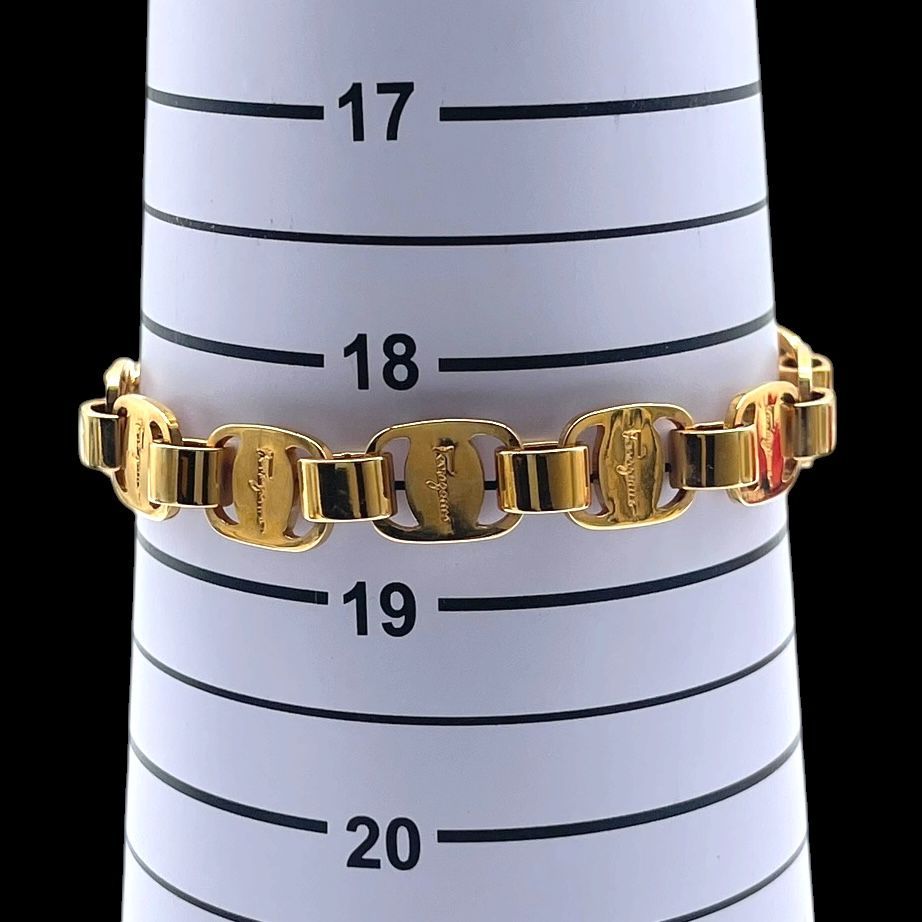 Salvatore Ferragamo ゴールドブレスレット Salvatore Ferragamo サルヴァトーレフェラガモ ブレスレット ヴァラ