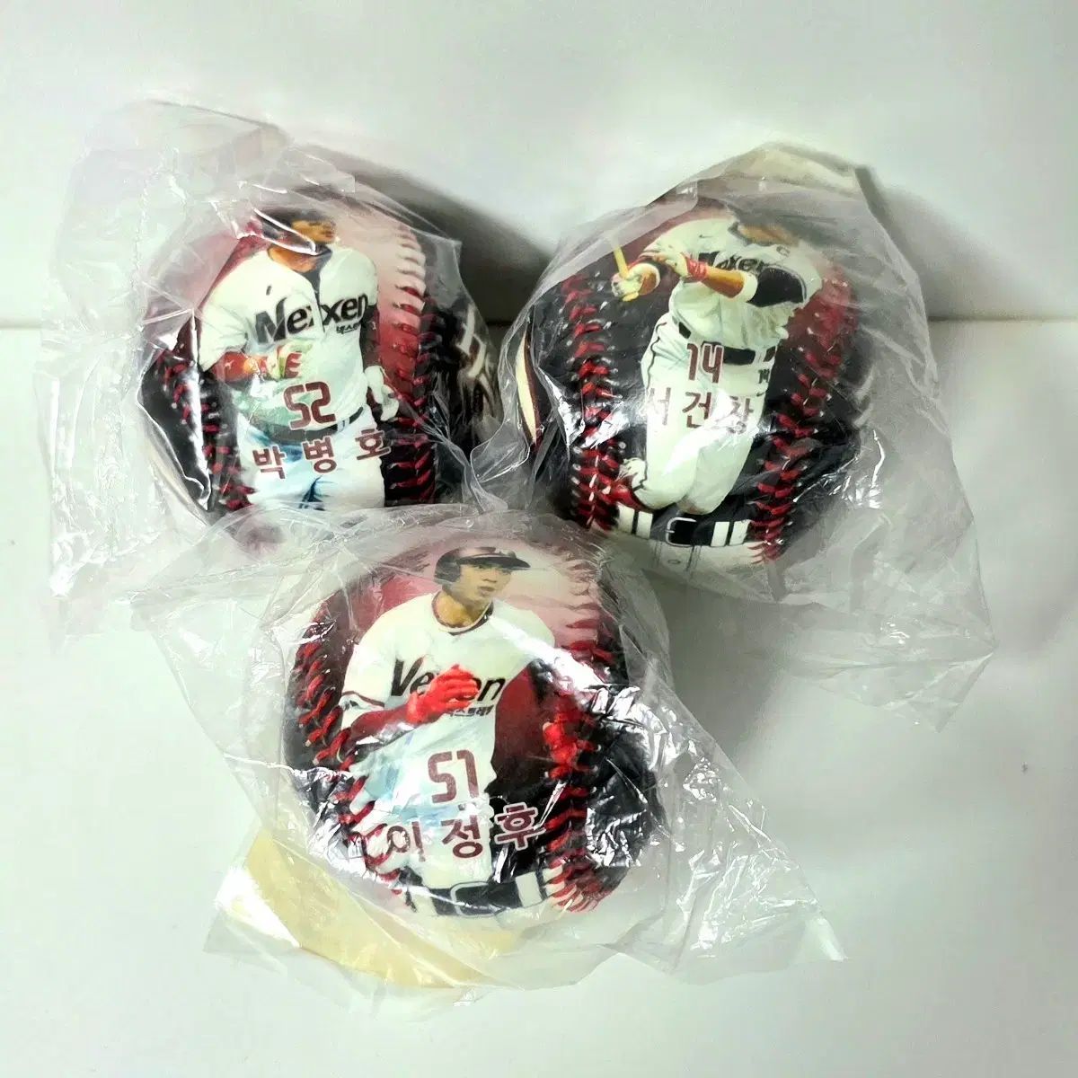 ネクセンヒーローズ 李政厚（イ・ジョンフ）パク・ビョンホ ソ・ゴナン プレイヤーボール（まとめ売り）